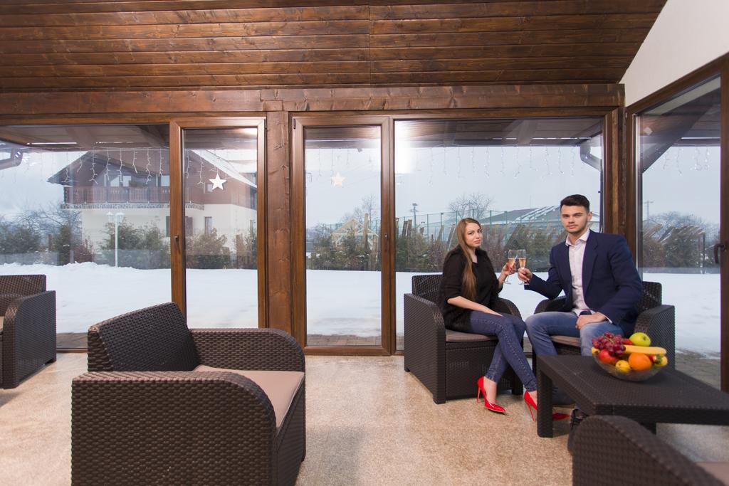 Hotel Pensiunea Ursa Bistrita Bargaului Exteriér fotografie