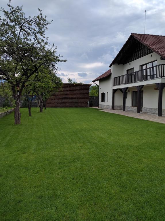 Hotel Pensiunea Ursa Bistrita Bargaului Exteriér fotografie
